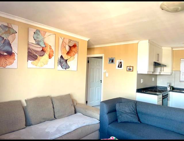 2 BEDROOM PROPERTY TO RENT IN PADFIELD PARK